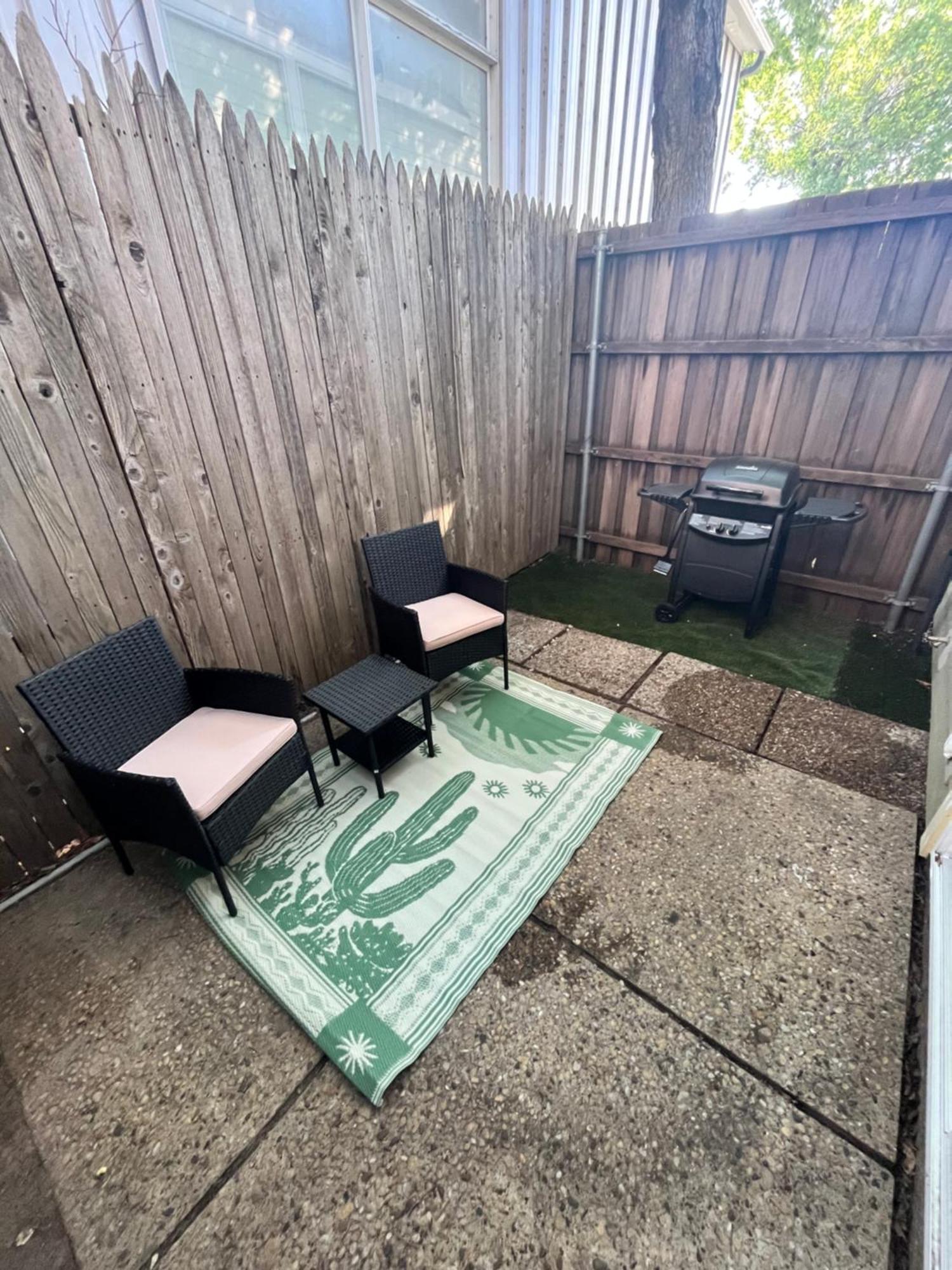 Pet-friendly Uptown Loft With Patio & Grill